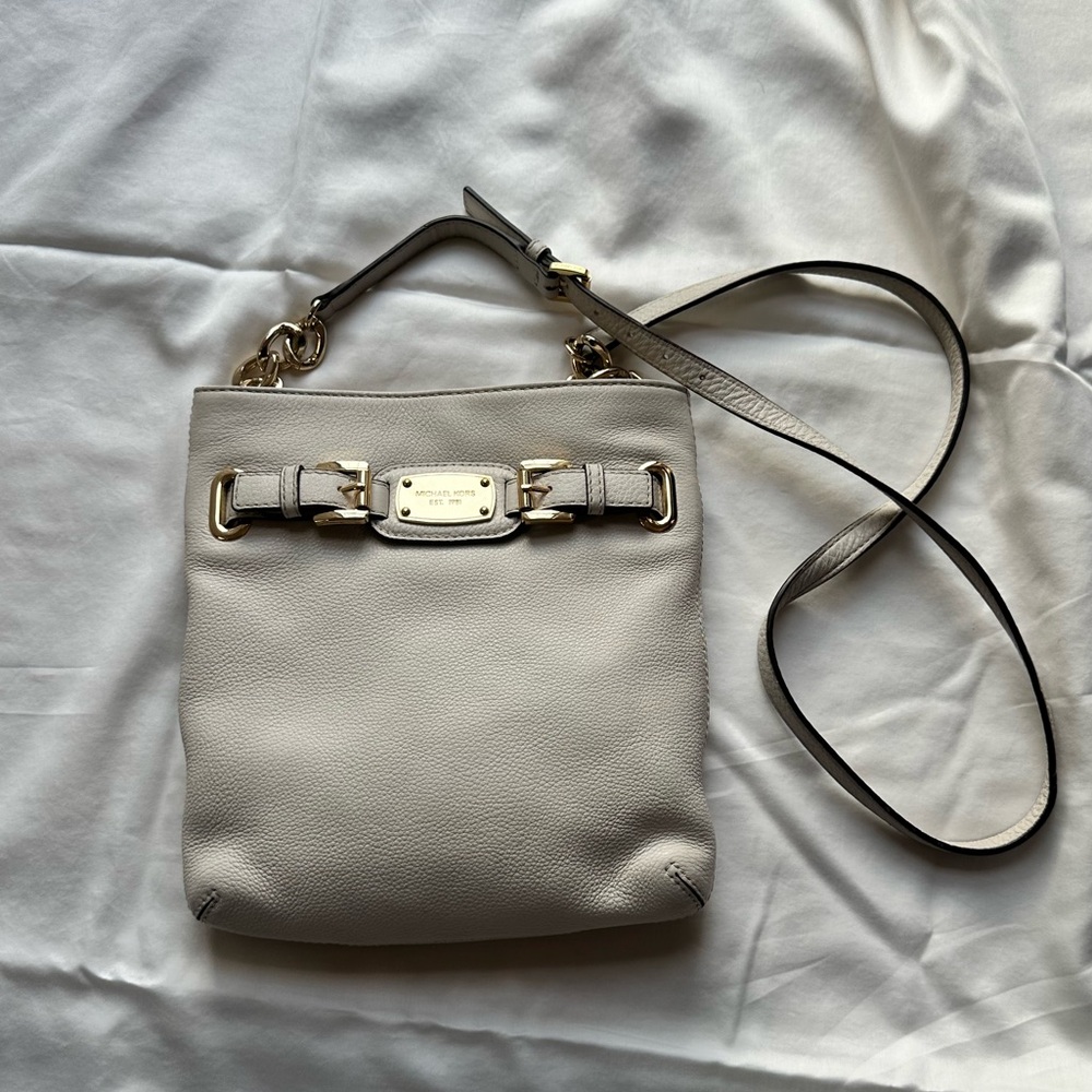 Michael Kors/Mid Size Crossbody/Cream